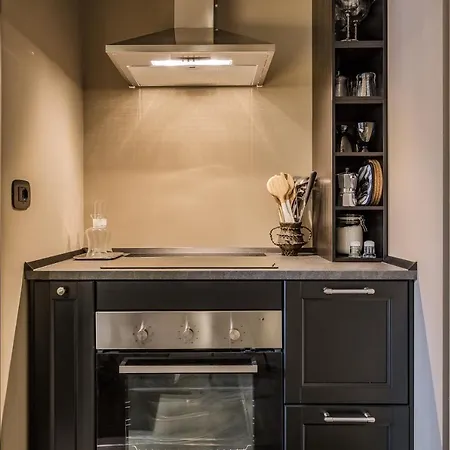 Carlo Goldoni Luxury Flat 3pax Wifi