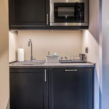 Carlo Goldoni Luxury Flat 3pax Wifi Milan